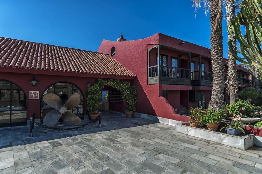 Lidia & Paco Home Two Bedrooms Beachfront Playa Del Aguila  ภายนอก รูปภาพ